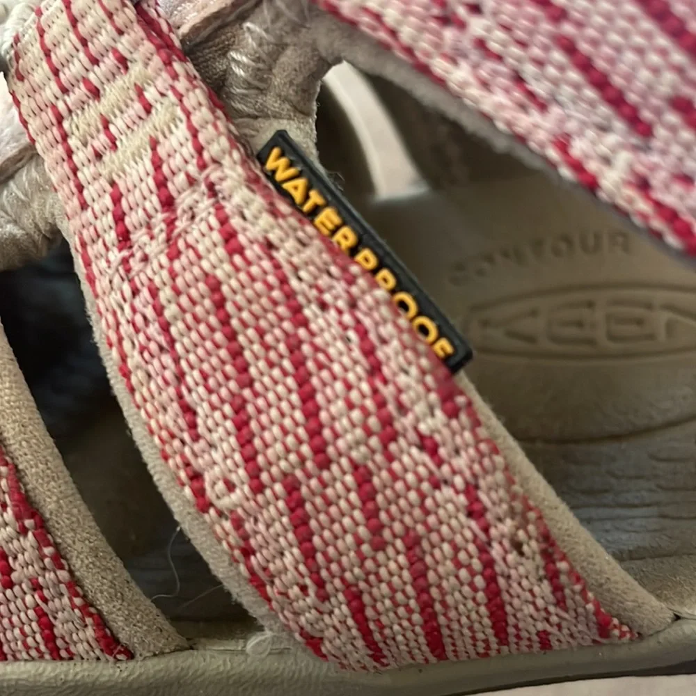 Keen waterproof sandals - Picture 7 of 9
